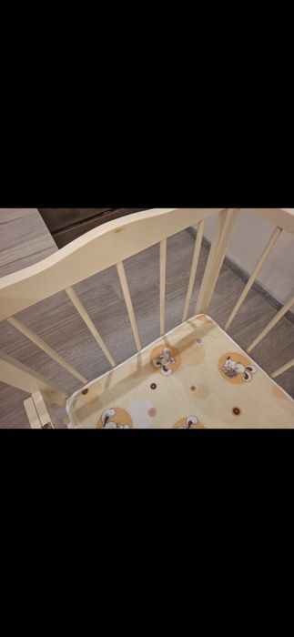 Кроватка детская и матрасик