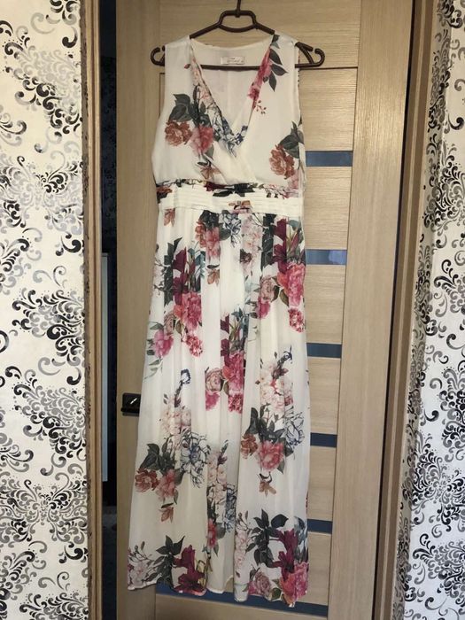 Плаття. Сукня