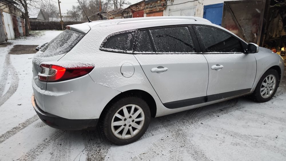 Срочно !! Renault megane 3 !