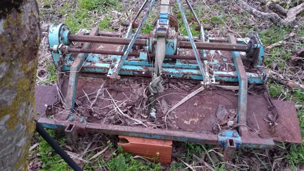 Frese com abre regos