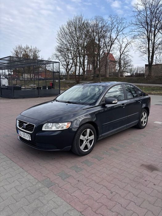 Volvo S40