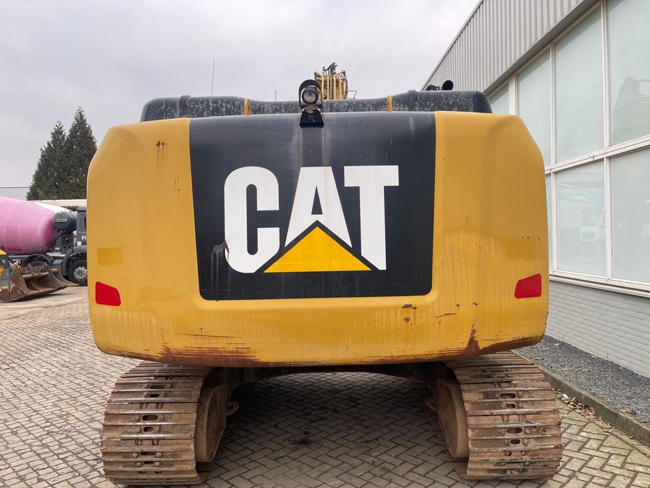 Cat 320FL ,2017 rok ,6800 godzin,2 łyż, system Leica