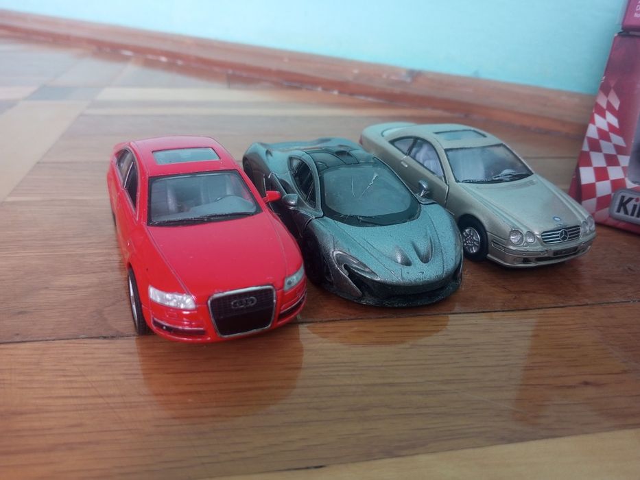 Модельки Kinsmart. ЦІНИ В ОПИСІ