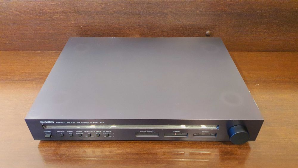 Yamaha T-2 Piękny Tuner Analogowy