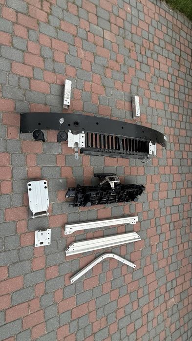 Підсилювач mercedes EQS SUV