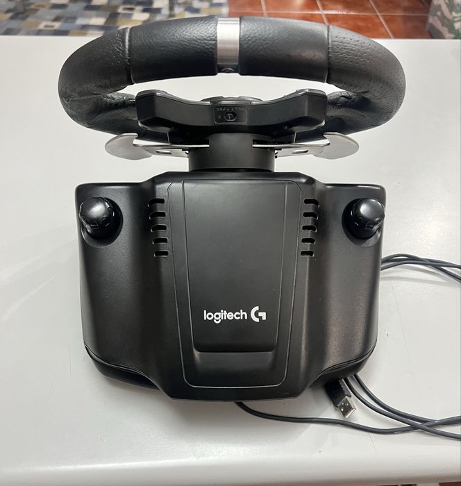 Logitech G29 – Volante com Pedais e Mudanças | PS4/PS5/PC | Como Novo