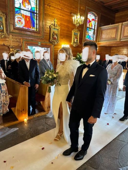 Suknia ślubna długi rękaw pióra Viola Piekut