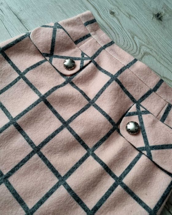 Spódnica ołówkowa  w kratkę S