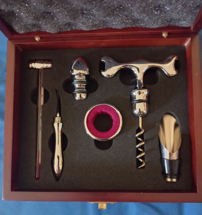 Kit de acessórios para vinhos