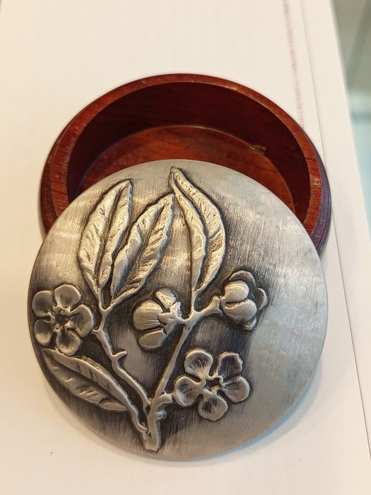 Caixa em Prata para comprimidos