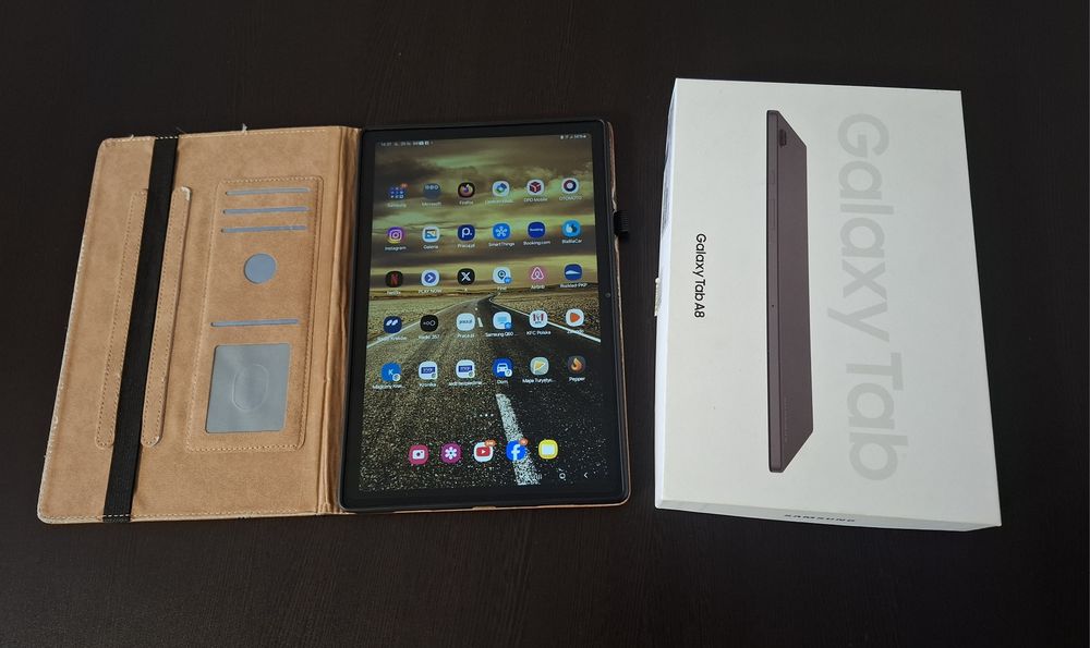 Promocja ! SAMSUNG Galaxy Tab A8  10,5" 4/64GB / LTE /  Wi-Fi