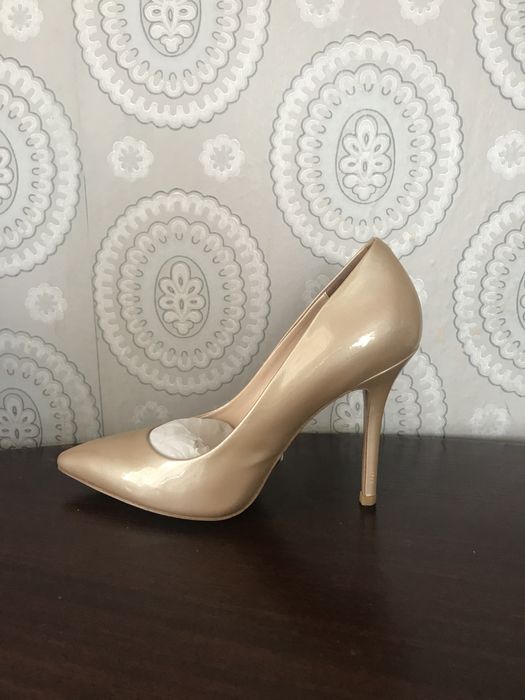 Продам туфли-лодочки