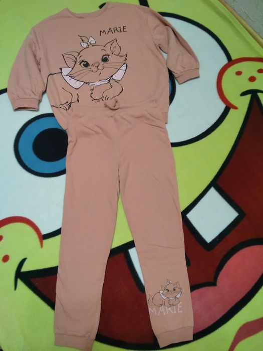 Костюм на дівчинку 5-6 років