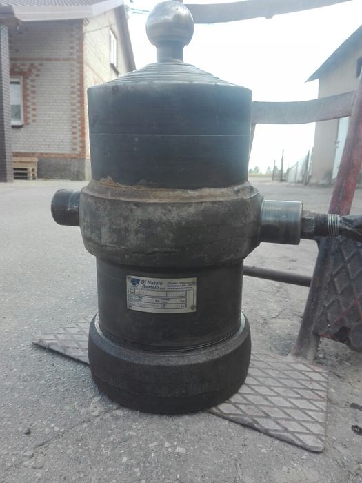 Siłownik di Natale berteli 1800mm