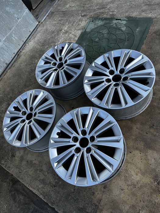 Диски Peugeot R16 5/108 DIA65,1 508 3008 407 408 607 Expert Rifter