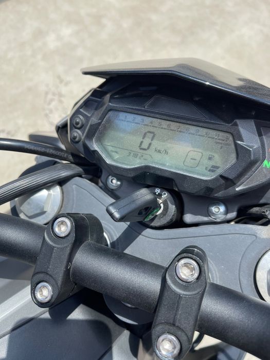 Benelli BN 125 (2022) – Apenas 3.100 km! Como Nova (Único Dono)