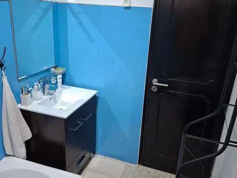 Quarto individual, Proximo da Escola Superior Teatro Cimena na Amadora