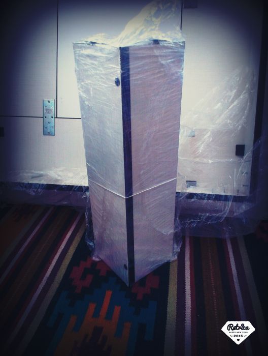 Торг! Журнальный стол 100*100см