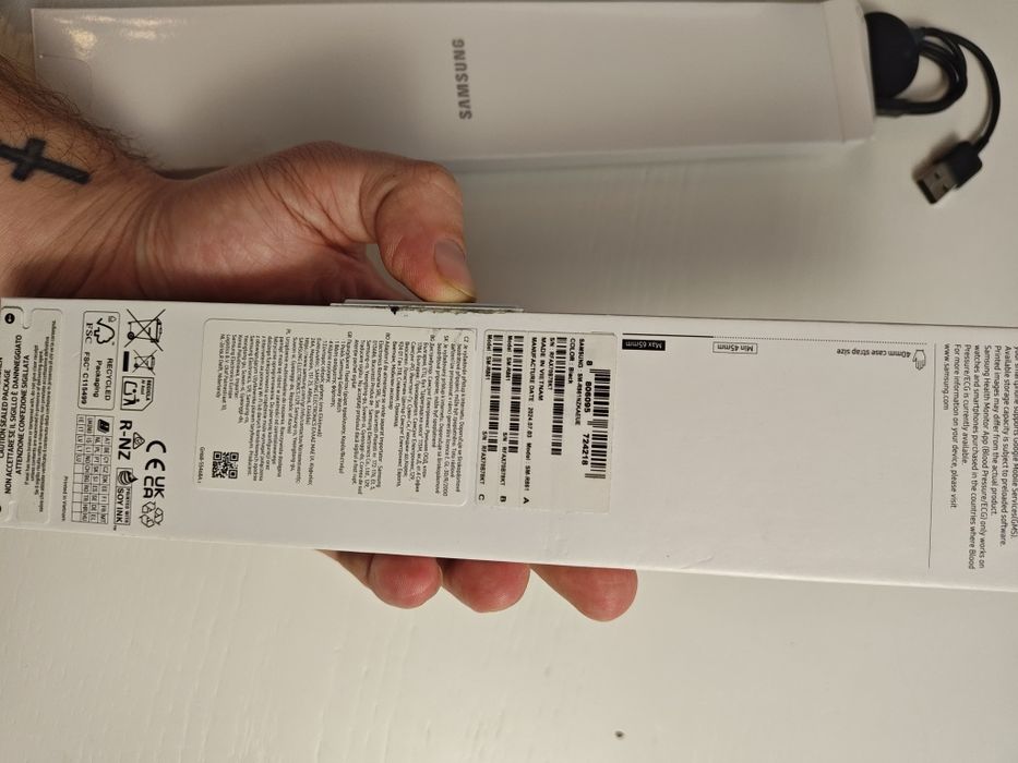 Samsung Galaxy Watch FE ! Idealny stan !