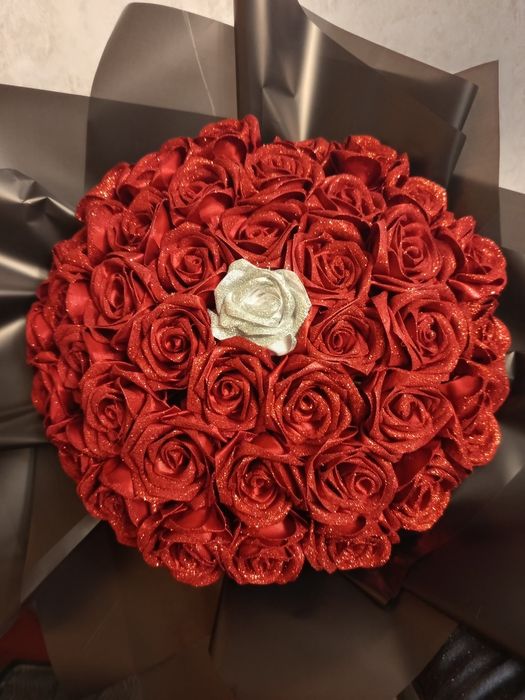 Букет із 41 троянди
