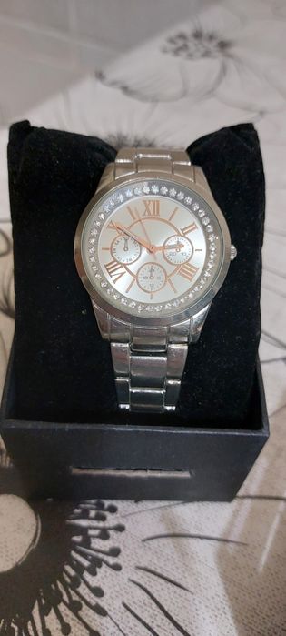 Relógios como novos