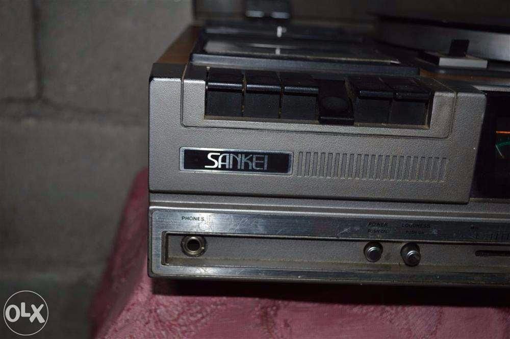 Radio/Giradiscos/Deck Cassetes Sankei