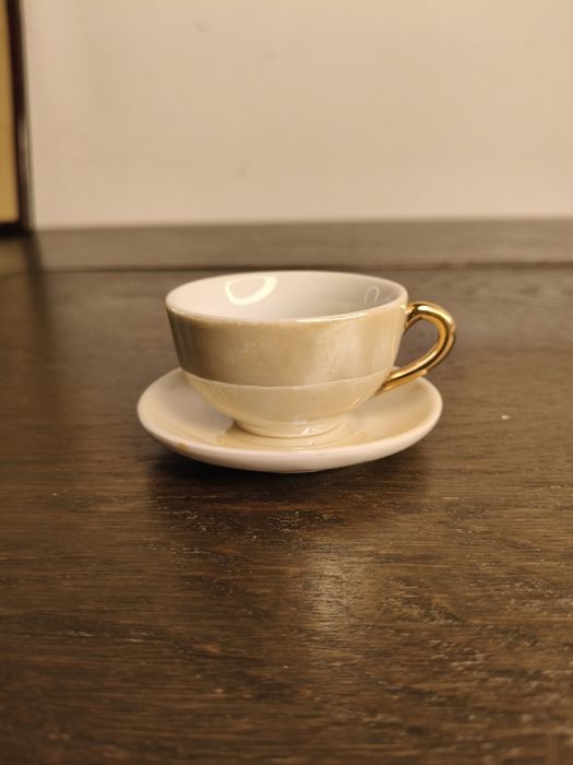 Stara porcelanowa filiżanka zabawka ²¹⁶
