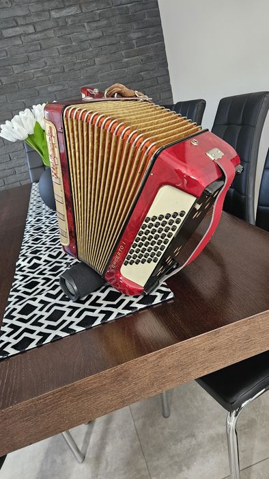 Akordeon Hohner  Concerto 1. 48 basów
