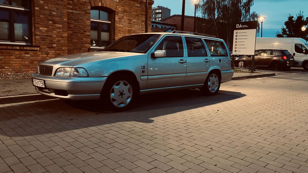 Volvo V70