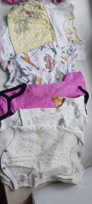 Пакет речей для дівчинки