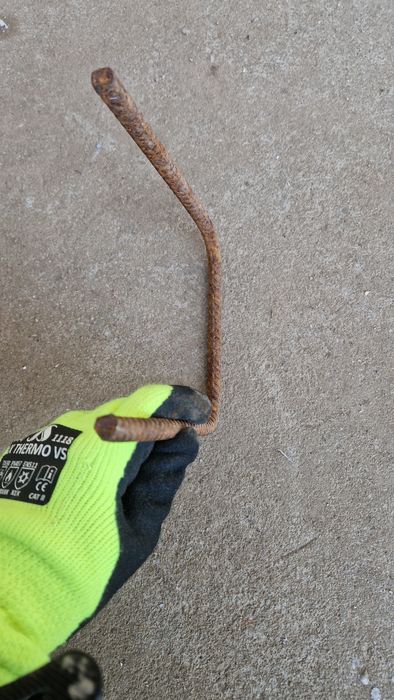 Strzemiona zbrojeniowe 15x20 drut żebrowany  fi 10