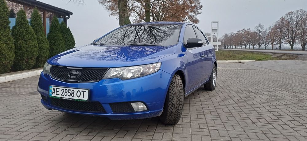 Продам  киа черато 2009 рік газ/бенз