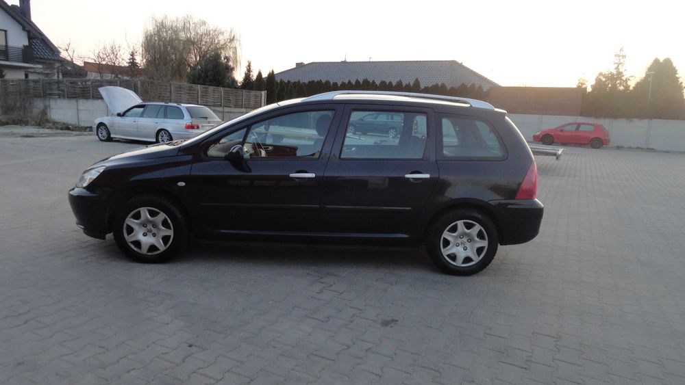 Drzwi prawe przednie przód Peugeot 307 SW kombi przed lift czarne EXLD