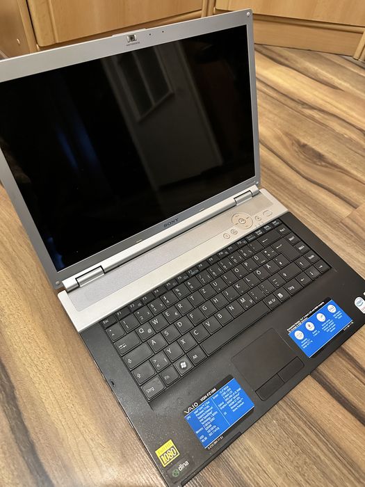Laptopy Sovy Vaio z Bluray x2, laptop Toshiba