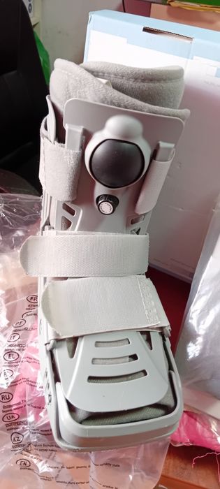 Bota walker S 38