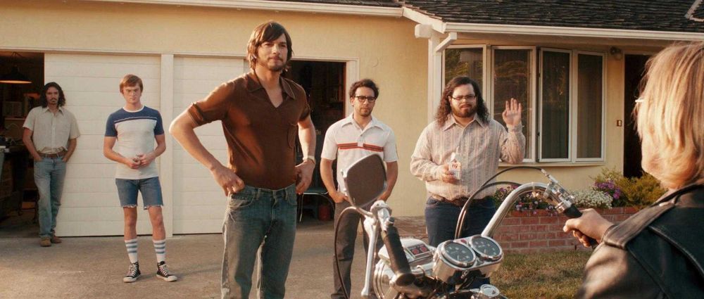 JOBS (Ashton Kutcher) A pessoa e a história por detrás do génio APPLE