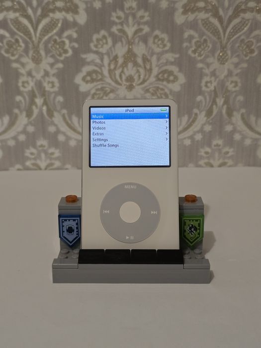 Apple iPod classic SSD120GB 美品 未開封品】Apple ipod classic 120GB black - メルカリ