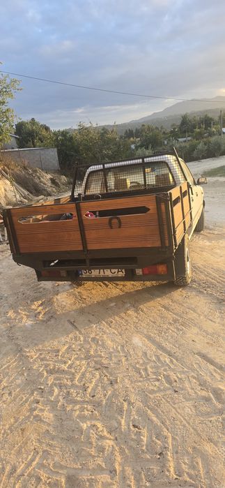 Toyota Hilux 2.4 d