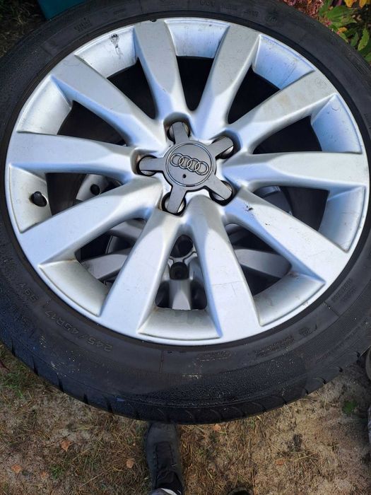 Felgi aluminiowe 17'' plus opony letnie - Audi