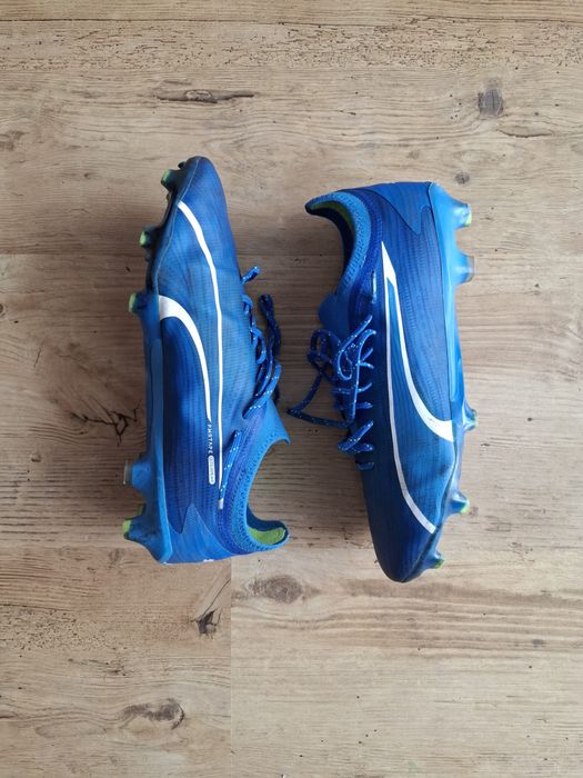 Chuteiras Puma ULTRA FG/AG