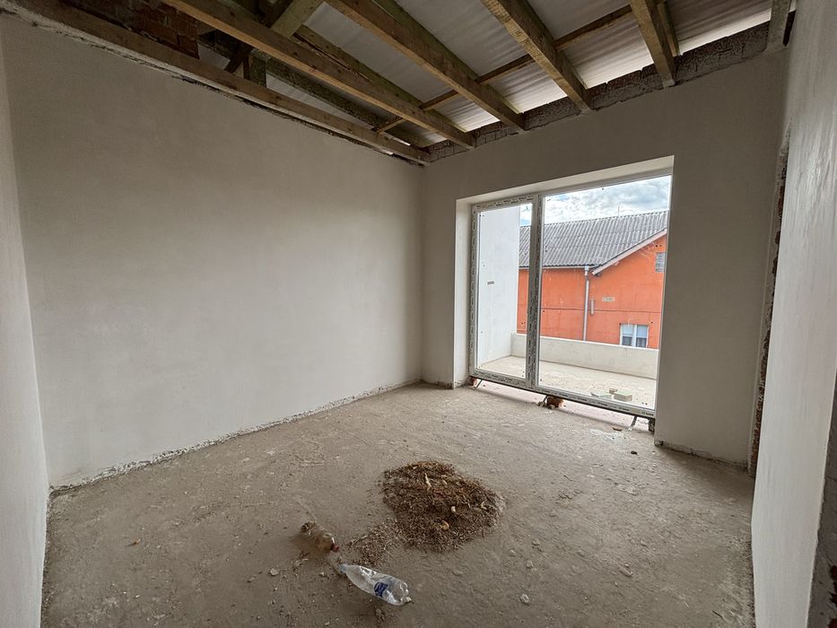 Продається таунхаус 135м².Ділянка 2сот. Угорники. Сирець. Комунікації