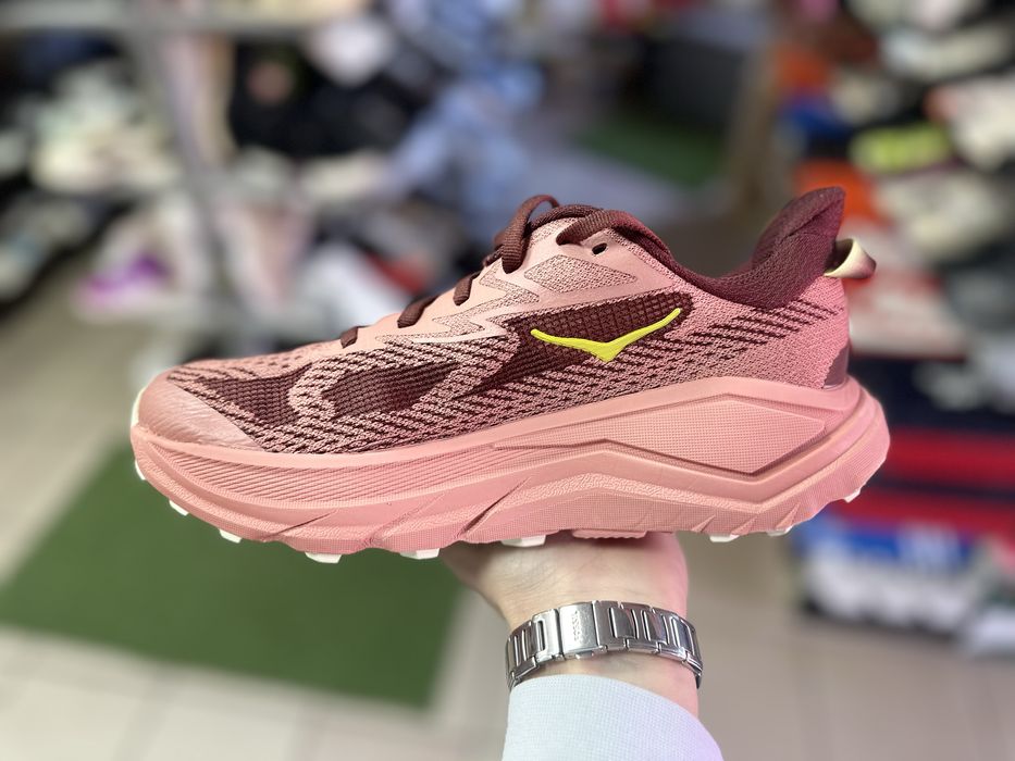 Кросівки Hoka Challenger 8 ( РОЗМІР 38 )