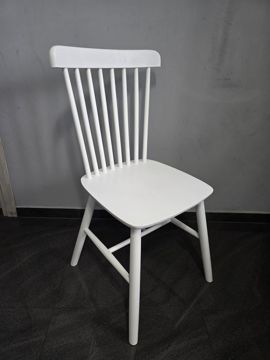 Krzesła drewniane białe Homla NOWE