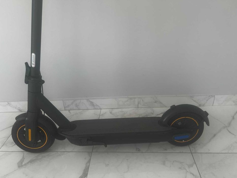 електросамокат Ninebot MAX G30P