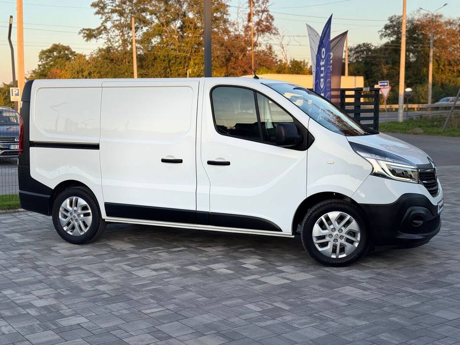 Renault Trafic 2021 freshauto