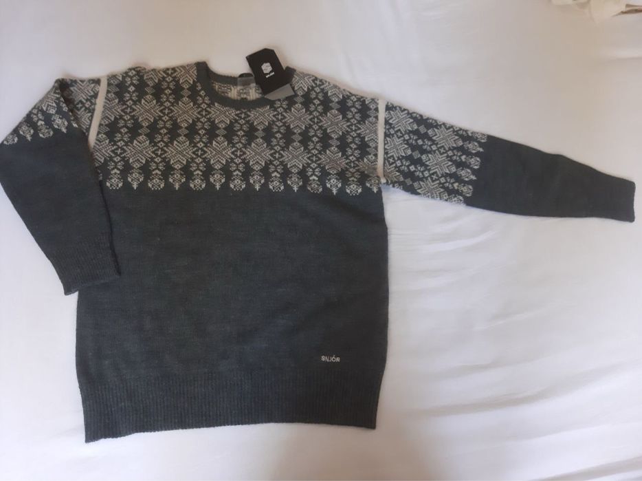 Норвезький теплий светр