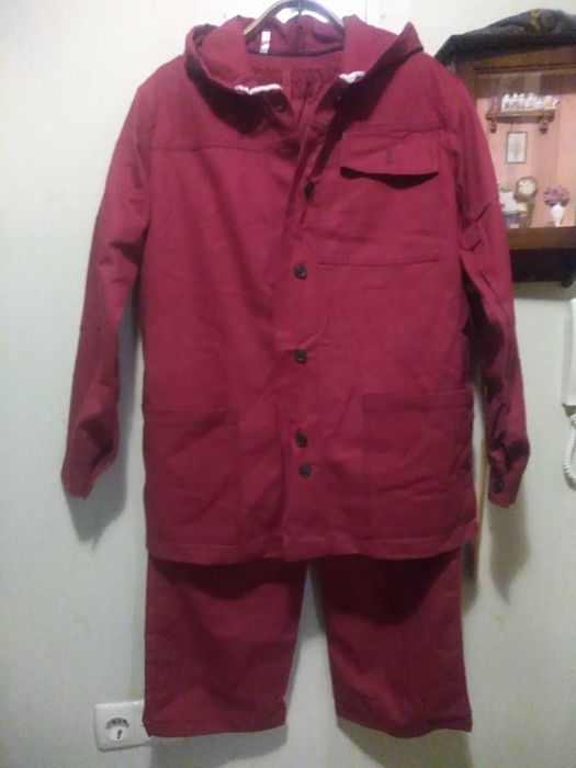 Продам рабочие костюмы