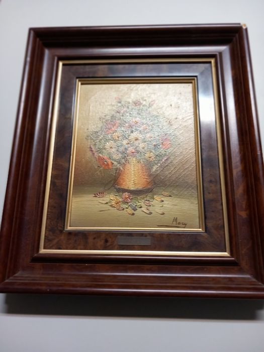 Quadro pintado sobre tela