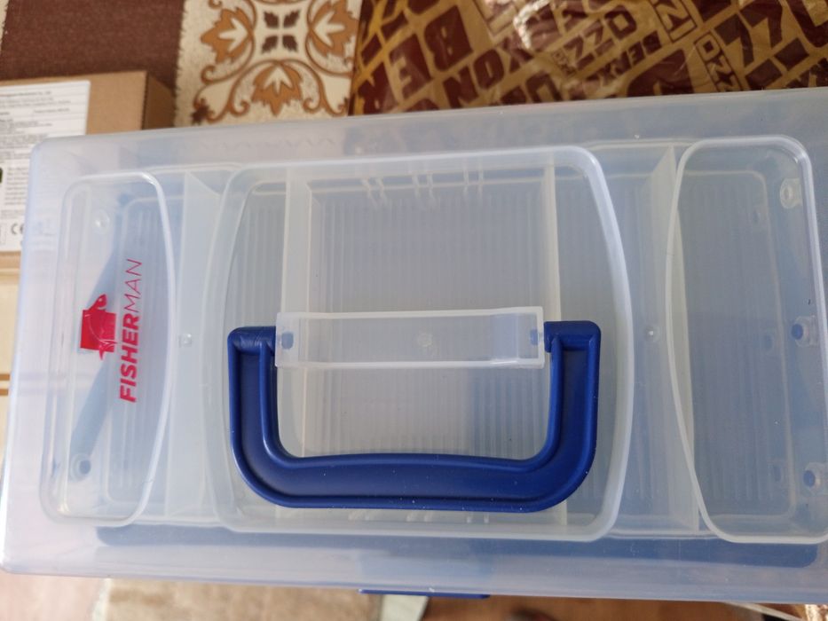 Ящик-органайзер для рыбацких снастей