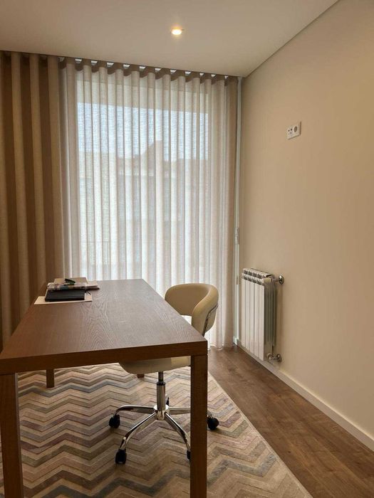 Conjunto de móveis de sala e quarto